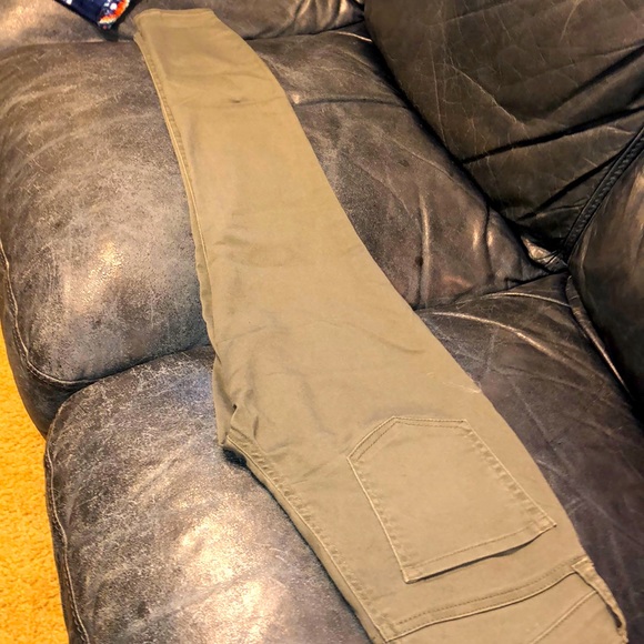 Aero High Rise, Women Size 00 Reg. Casual Pants - Picture 3 of 3